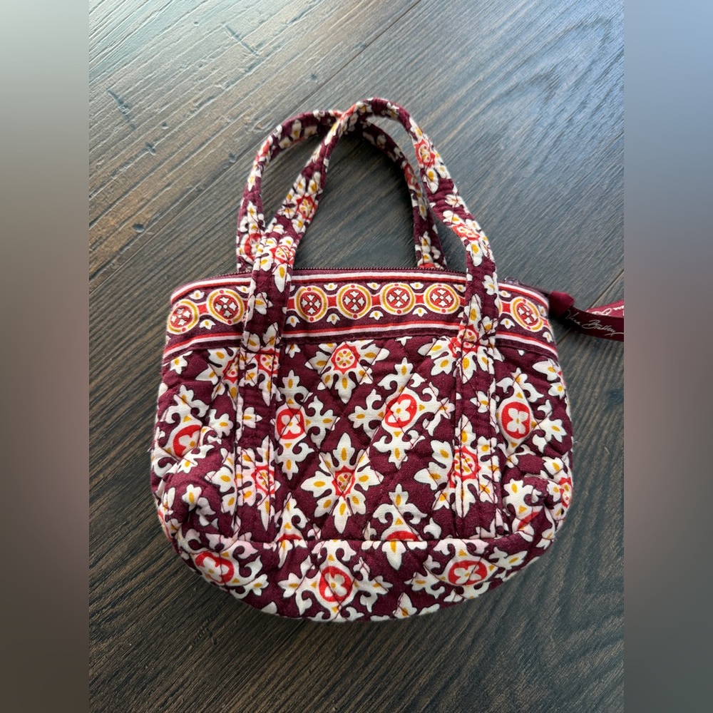 Vera Bradley Medallion Print Bitty Betsy Mini Bag - Picture 2 of 10